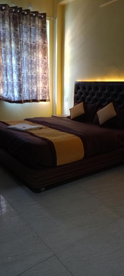 Hotel Manohar Rishikesh Exterior photo